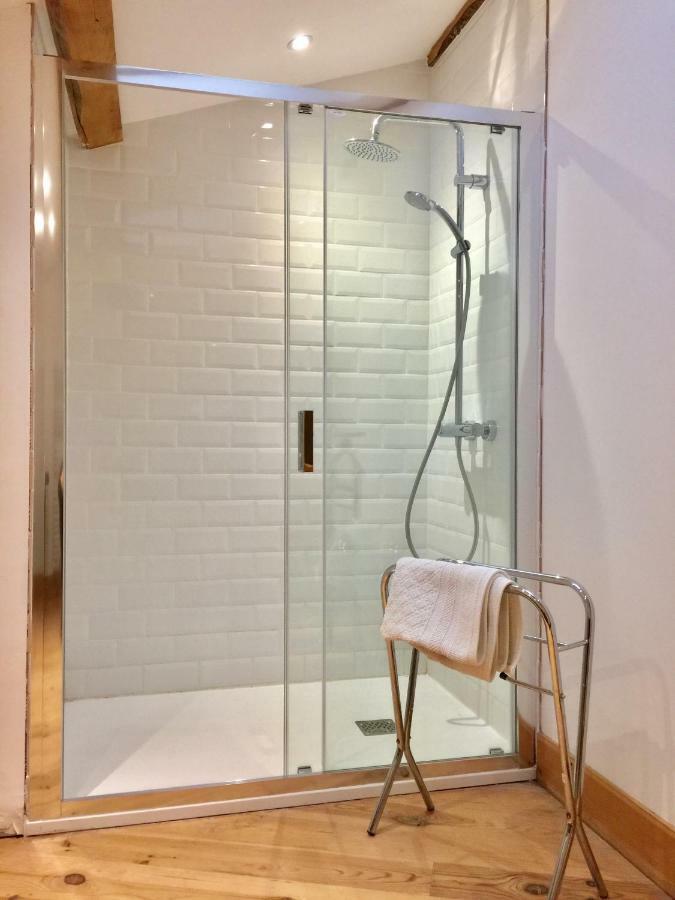Magnificent Renovated Farmhouse - 10 Min A7 - Apartamento Anneyron Exterior foto