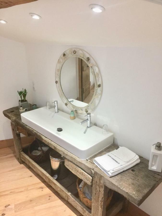 Magnificent Renovated Farmhouse - 10 Min A7 - Apartamento Anneyron Exterior foto